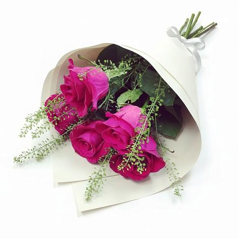 Букет цветов из: Розы в Сурское