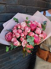Букет цветов из:  Розы в Сурское